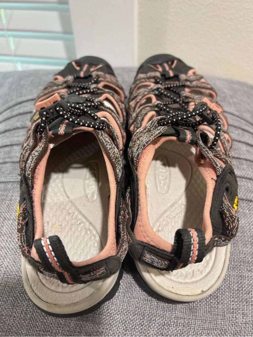KEEN Women’s Black and Pink Outdoor Sport Sandals Size 7